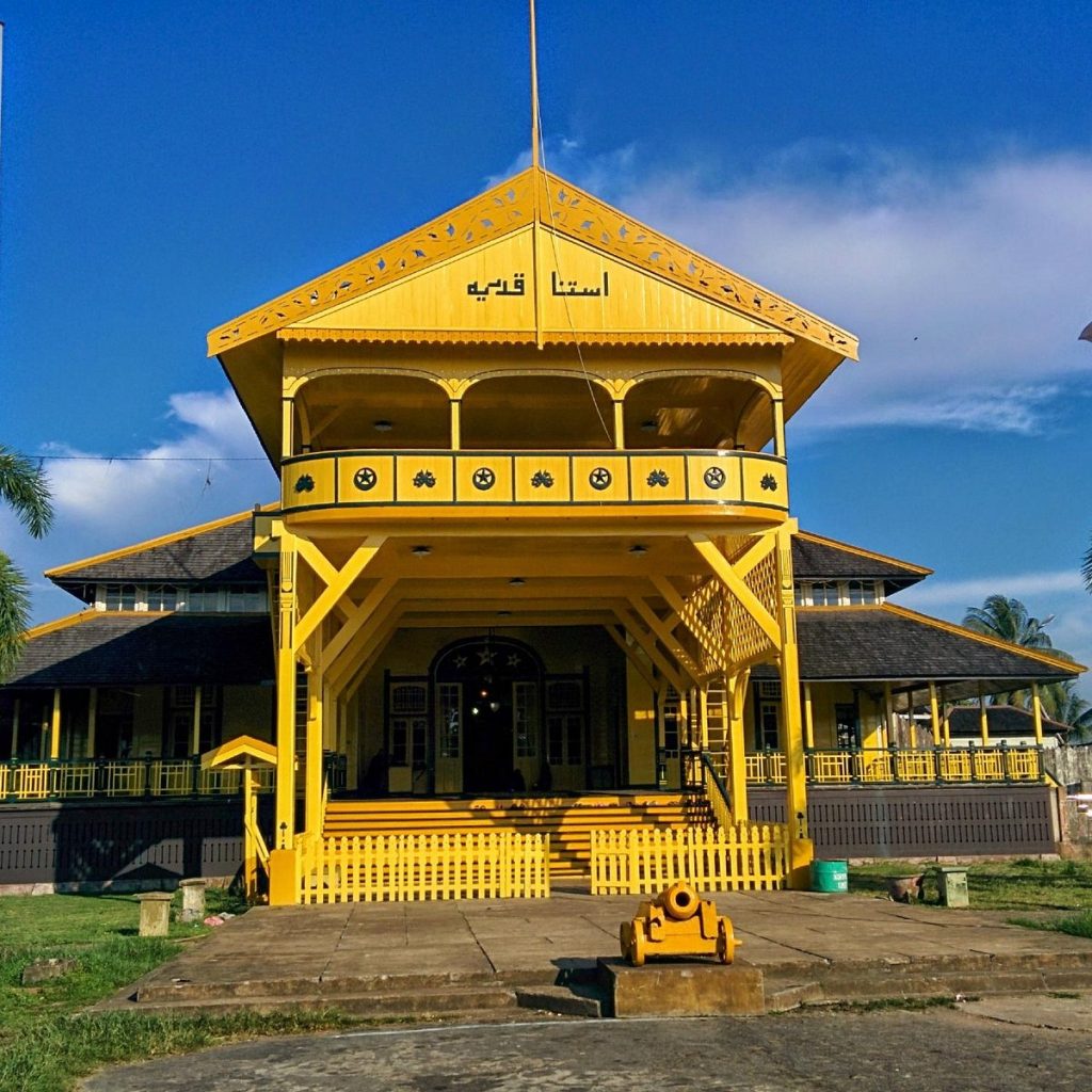 tempat sejarah di pontianak